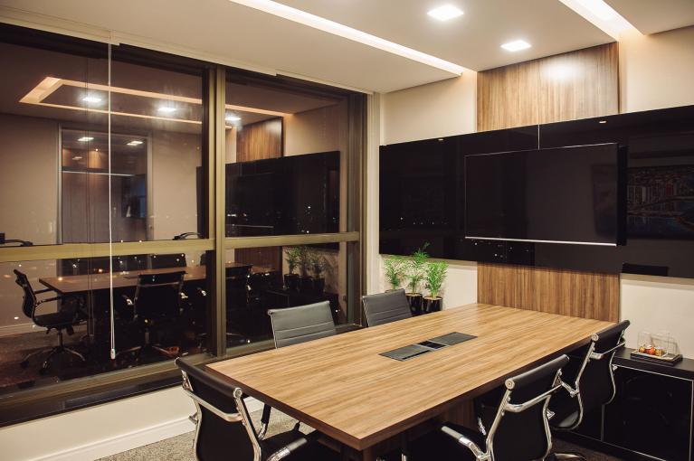 SOCIEDADE DE ADVOGADOS